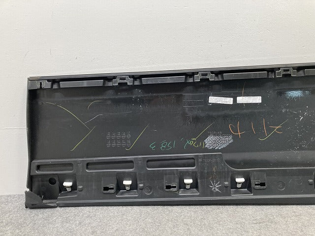ヴォクシー/ノア Si/ZS 80系/ZRR80W/ZRR85W ハイブリッド/ZWR80W 純正 右 スライドドア サイドパネル 76905-28080/76915-28070(146344)
