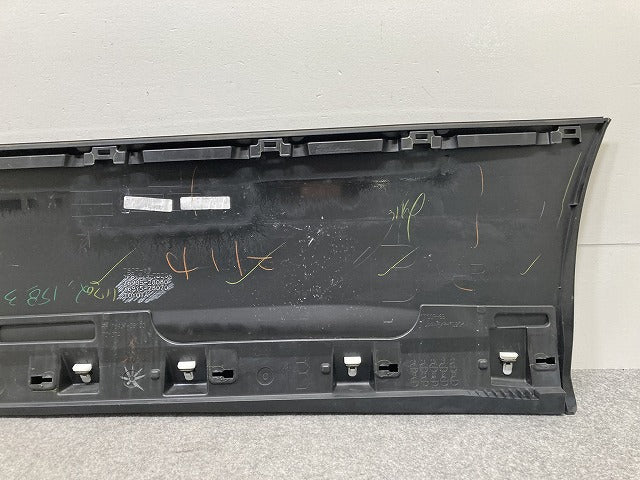 ヴォクシー/ノア Si/ZS 80系/ZRR80W/ZRR85W ハイブリッド/ZWR80W 純正 右 スライドドア サイドパネル 76905-28080/76915-28070(146344)