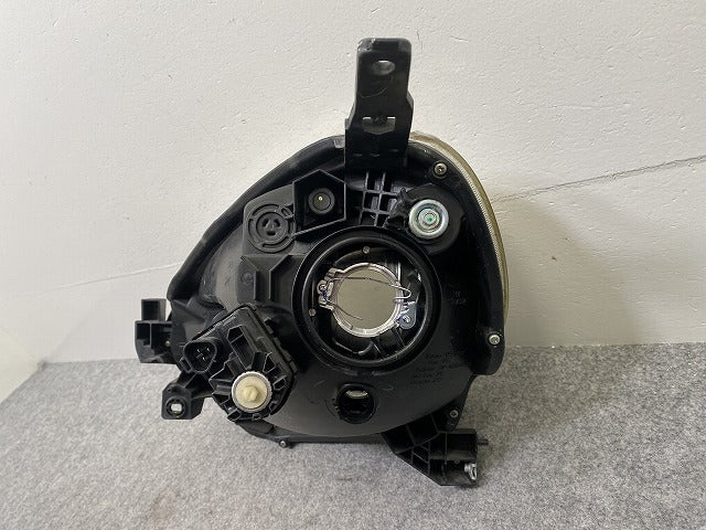 マーチ K13 純正 右 ヘッドライト/ランプ ハロゲン レベライザー KOITO 100-17944 26015-3HM1A 日産(146346)