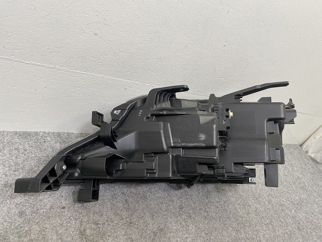 セレナ C27 e-POWER/HC27/HFC27 オーテック/GC27/GNC27 純正 後期 右 ヘッドライト/ランプ LED レベライザー 刻印B 100-23784 日産(146347)