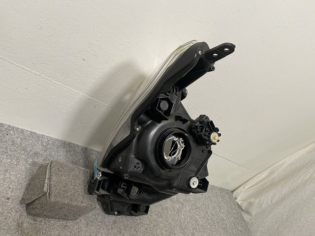 ワゴンR MH34S/MH44S 純正 前期 左 ヘッドライト/ランプ ハロゲン レベライザー 刻印E1D KOITO 100-59269 スズキ(146350)