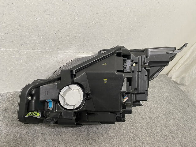 ジャンク!ルークス ハイウェイスター B44A/B45A/B47A/B48A 純正 前期 右 ヘッドライト/ランプ LED レベライザー 刻印7 100-2377Y(146352)
