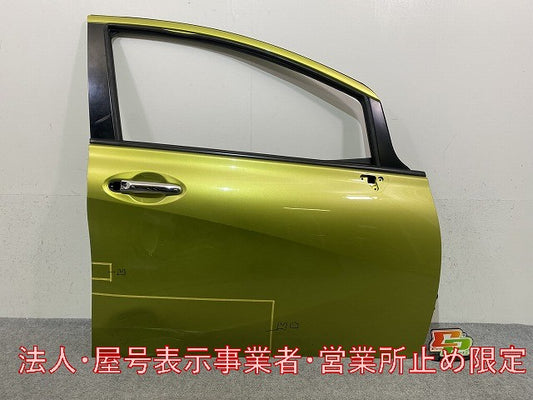 ノート/NOTE E12/NE12 e-POWER/HE12/SNE12 純正 右 フロント ドア 内張りガラス付 オリーブグリーン EBA 日産(146362)