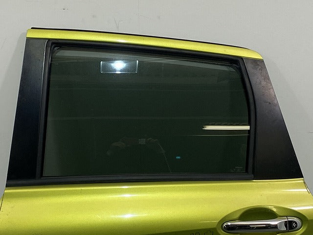 ノート/NOTE E12/NE12 e-POWER/HE12/SNE12 純正 左 リア ドア 内張りガラス付 オリーブグリーン EBA 日産(146365)
