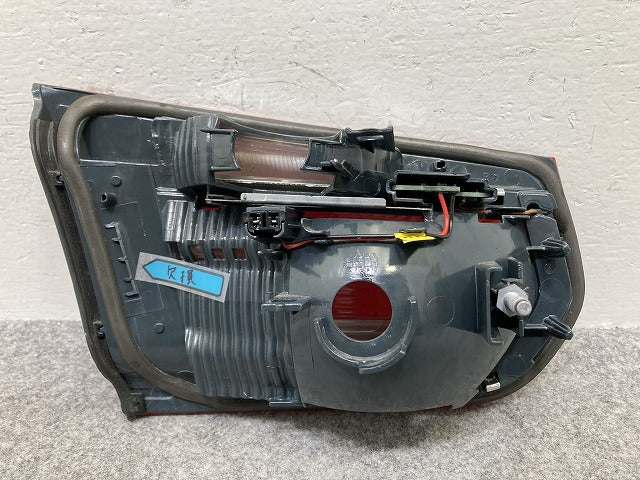 3シリーズ F30/F31 純正 前期 右 テールランプ/ライト/レンズ LED MOBIS 7259916-10/183611-12 BMW(146390)