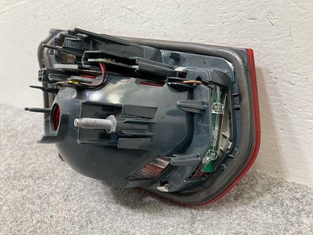 3シリーズ F30/F31 純正 前期 右 テールランプ/ライト/レンズ LED MOBIS 7259916-10/183611-12 BMW(146390)