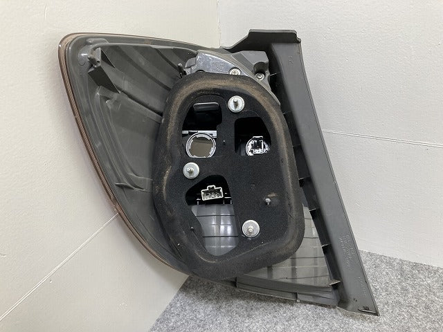 フィット RS GE8/GE9 純正 右 テールランプ/ライト/レンズ LED スタンレー STANLEY P9882 ホンダ(146392)