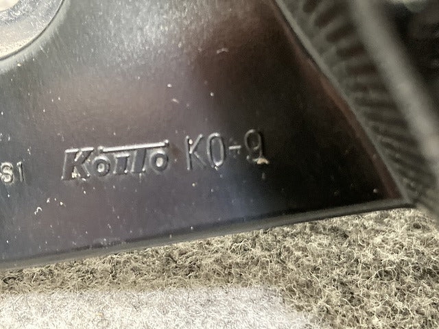 ヤリス X/G/KSP210/MXPA10/MXPA15 純正 右 テールランプ/ライト/レンズ LED KOITO K0-9 81551-K0010 トヨタ(146393)