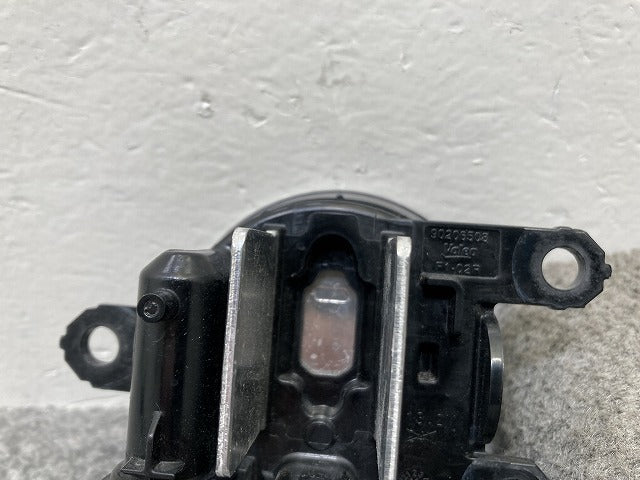 ルークス/ハイウェイスター B44A/B45A/B47A/B48A 純正 フォグランプ/フォグライト LED VALEO 90206506/26150-8990E 日産(146399)