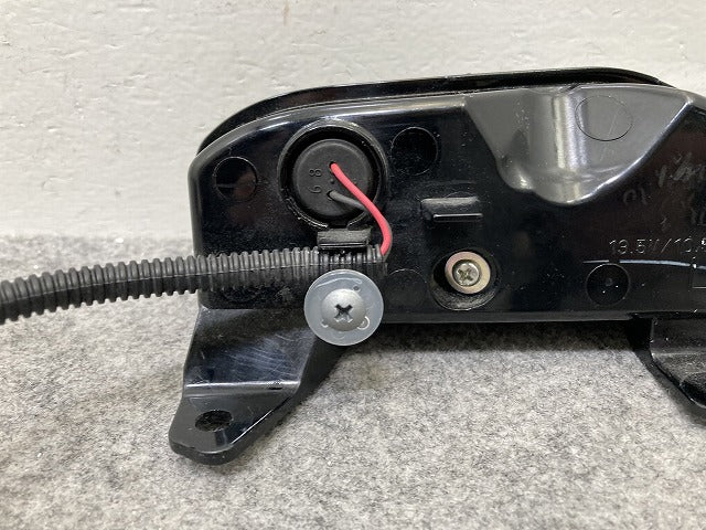スカイライン/SKYLINE V37/YV37/HV37/HNV37/ZV37 純正 後期 左 ウィンカー LED ランプ/ライト STANLEY W1176 日産(146402)