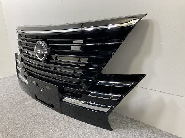 セレナ/ハイウェイスター C28/FC28/FNC28 e-POWER/GFC28 純正 フロント グリル/ラジエーターグリル カメラ穴付 62310 7DF0A(146409)