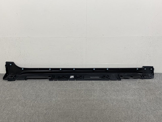 カローラ ツーリング 210系/NRE210W/ZRE212W/MZEA17W/MZEA12W/ZWE214W/ZWE211W/ZWE219W 純正 左 サイドステップ 75860-12100 (146410)