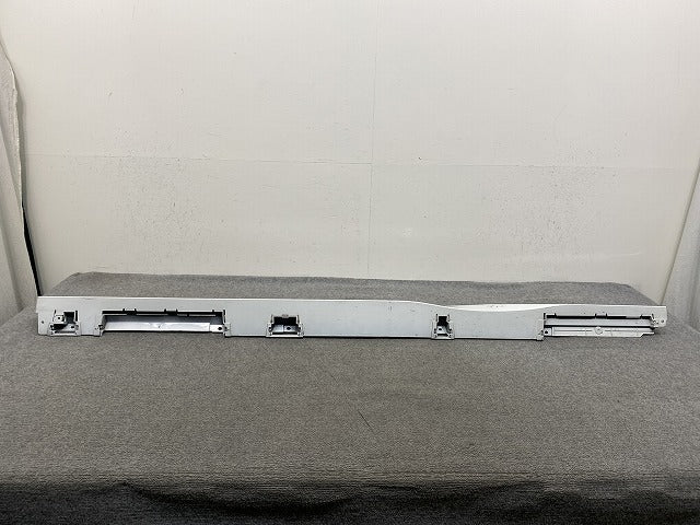 セレナ/ハイウェイスター C28/FC28/FNC28 e-POWER/GFC28 純正 右 サイドステップ/サイドスカート 76850 7DF0A プリズムホワイト(146436)