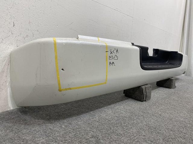 ハイエース 200系/標準 純正 リア バンパー 52159 26300/490 ホワイトパールクリスタルシャイン 070 トヨタ(146440)