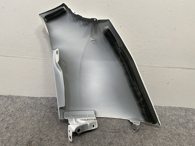 キャラバン NV350 標準 E26 純正 左 フロント コーナーパネル/コーナーカバー ホワイト QM1 日産(146442)