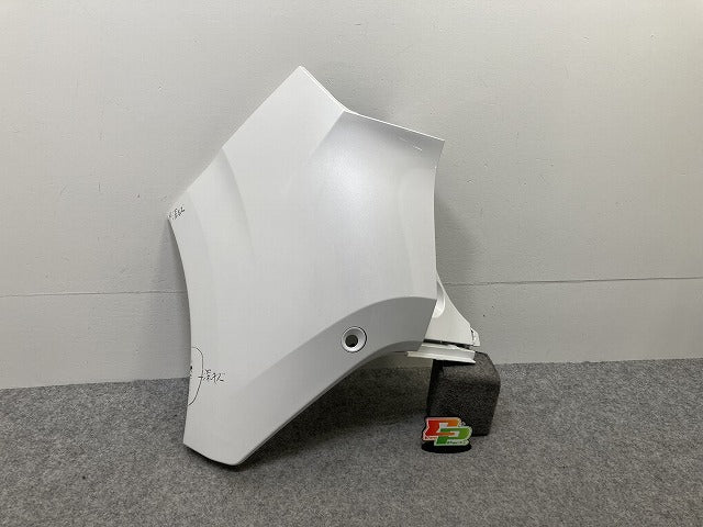 ノート/NOTE E13/SNE13 純正 左 リア コーナーバンパー/コーナーパネル 85017 6XJ0H ピュアホワイトパール QAC 日産(146443)