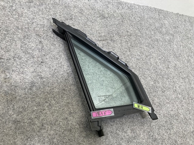 サクラ/SAKURA B6AW 純正 右 Aピラーガラス フロントピラーガラス/小窓ガラス 43R-010982 日産(146463)
