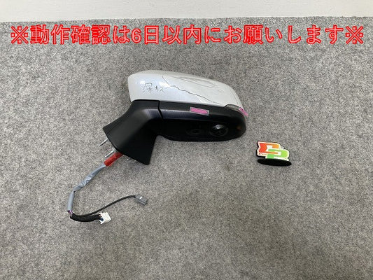 カローラ クロス G/GX/S/ZSG10/MXGA10/ZVG11/ZVG15/ZVG13/ZVG16 純正 左 ドアミラー 13線 ウインカーカメラ付J771(146481)