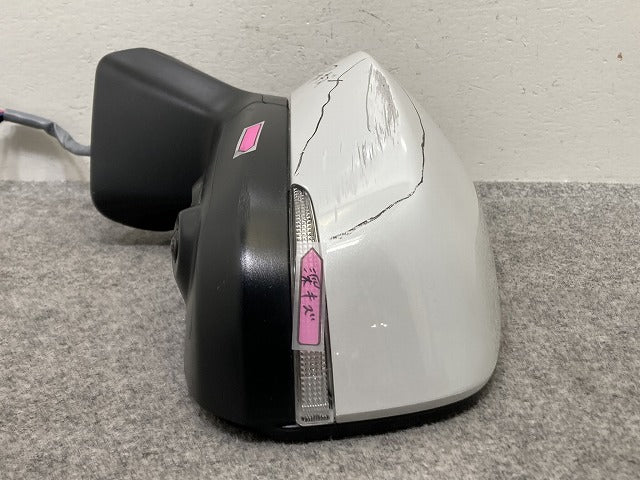 カローラ クロス G/GX/S/ZSG10/MXGA10/ZVG11/ZVG15/ZVG13/ZVG16 純正 左 ドアミラー 13線 ウインカーカメラ付J771(146481)