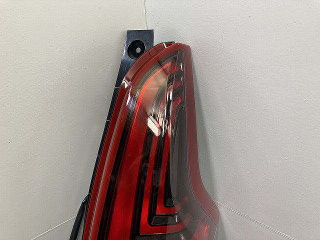 デイズ ハイウェイスター/eKクロス B44W/B45W/B47W/B48W B33W/B36W 純正 右 テールランプ/ライト/レンズ LED ICHIKOH D231 日産(146484)