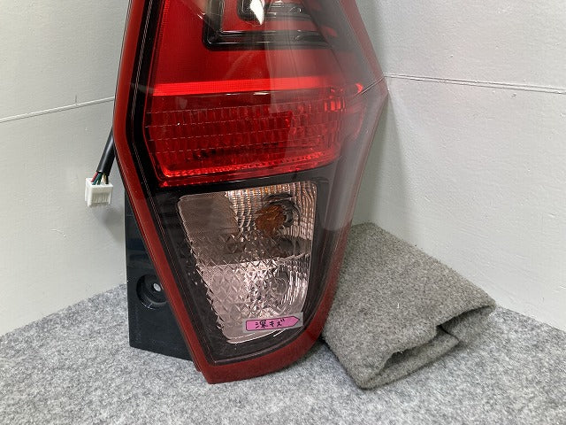 デイズ ハイウェイスター/eKクロス B44W/B45W/B47W/B48W B33W/B36W 純正 右 テールランプ/ライト/レンズ LED ICHIKOH D231 日産(146484)