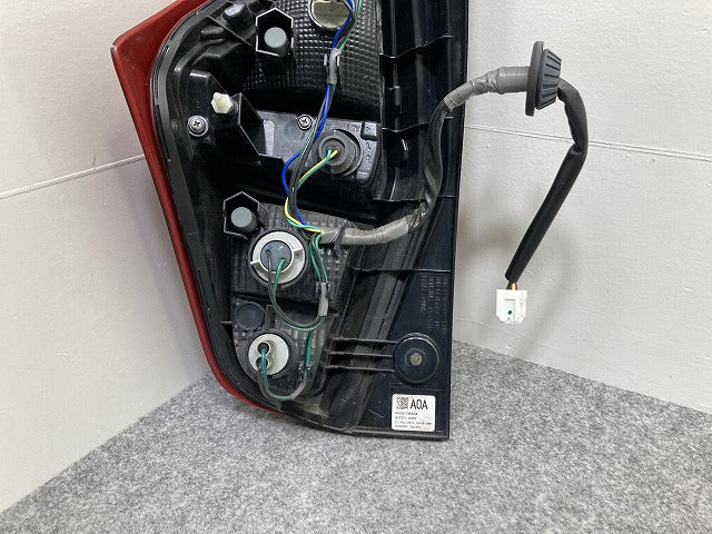 デイズ ハイウェイスター/eKクロス B44W/B45W/B47W/B48W B33W/B36W 純正 右 テールランプ/ライト/レンズ LED ICHIKOH D231 日産(146484)