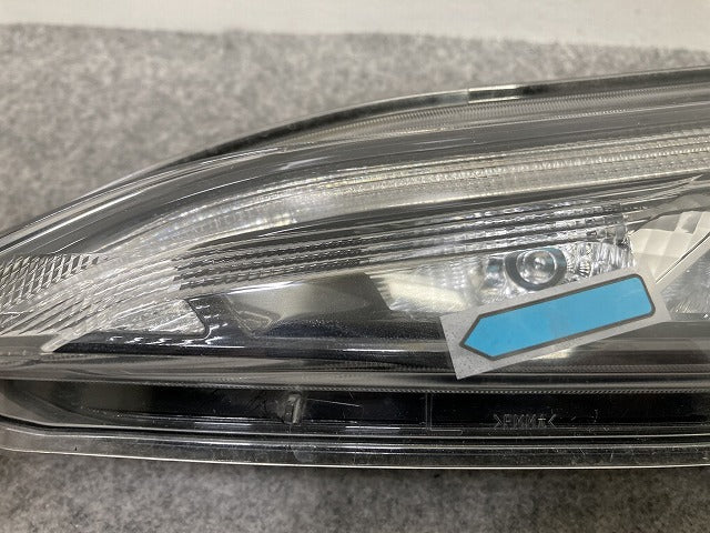 セレナ ハイウェイスター/S/X/G/XV/C27/GFC27/GFNC27/GC27/GNC27 純正 前期 左 ウィンカー LED KOITO 212-23719 日産(146490)