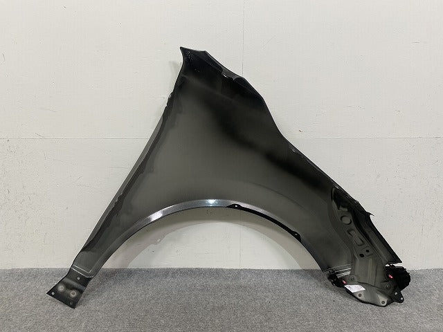 ハリアー 80系/G/Z/MXUA80/MXUA85/AXUH80/AXUH85 PHEV/AXUP85 純正 左 フロント フェンダー プレシャスブラックパール 219 トヨタ(146498)