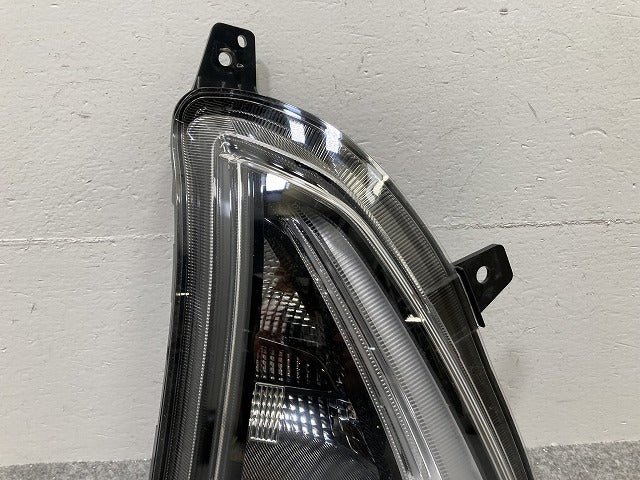 デイズ ハイウェイスター B44W/B45W/B47W/B48W 純正 右 ウィンカー コンビネーションランプ LED KOITO 212-23776 26120-7ME0A 日産(146499)