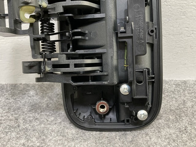 ハスラー/ワゴンR/ラパン/エブリィ等 純正 リア ゲート バックドアハンドル アウターハンドル  82851A50M2 A 82850-50M30-WBW(146500)