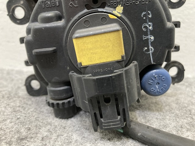 ワゴンR MH23S 純正 フォグランプ/フォグライト ハロゲン VALEO CDP LSA3 スズキ(146513)