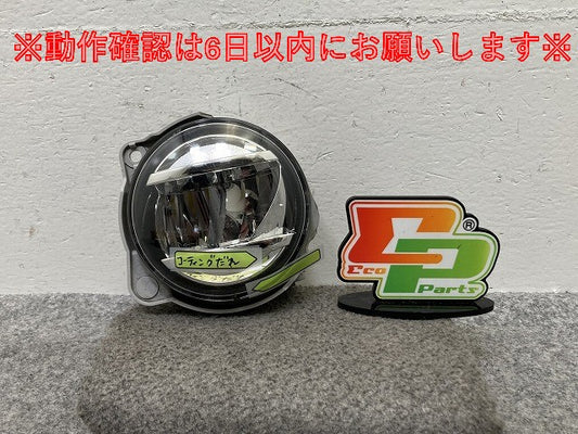 純正 右 フォグランプ/フォグライト LED KOITO 114-11092 ダイハツ/トヨタ/ホンダ/スバル/スズキ 汎用(146518)