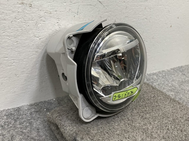 純正 右 フォグランプ/フォグライト LED KOITO 114-11092 ダイハツ/トヨタ/ホンダ/スバル/スズキ 汎用(146518)