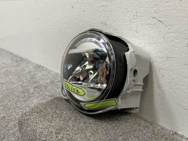 純正 右 フォグランプ/フォグライト LED KOITO 114-11092 ダイハツ/トヨタ/ホンダ/スバル/スズキ 汎用(146518)