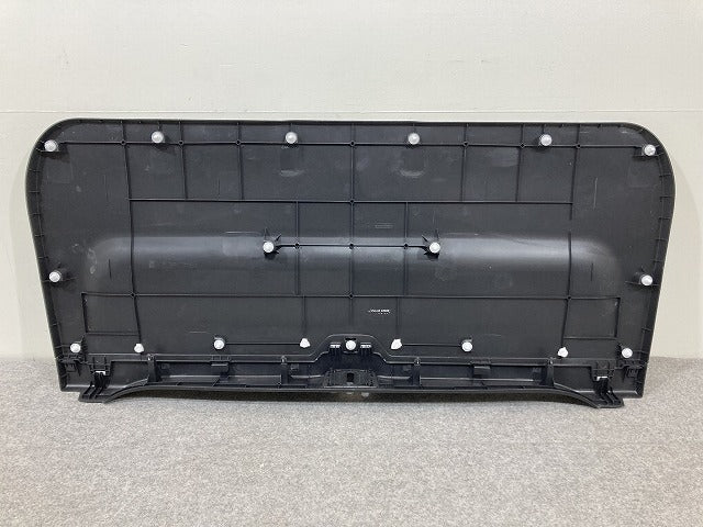 セレナ C27 e-POWER/HC27/HFC27 オーテック/GC27/GNC27 純正 リア バックドア トリム 内張り 909017DA0A 素地 日産(146537)