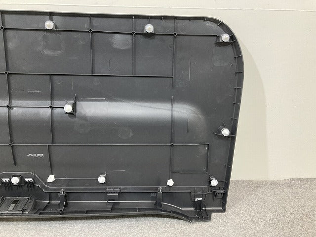 セレナ C27 e-POWER/HC27/HFC27 オーテック/GC27/GNC27 純正 リア バックドア トリム 内張り 909017DA0A 素地 日産(146537)
