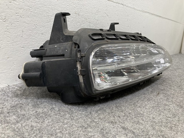 970 パナメーラ S/PORSCHE 2009-2011 純正 右 フォグランプ/フォグライト LED ZKW 997.631.084.01 ポルシェ(146540)
