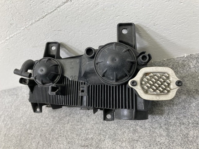 970 パナメーラ S/PORSCHE 2009-2011 純正 右 フォグランプ/フォグライト LED ZKW 997.631.084.01 ポルシェ(146540)