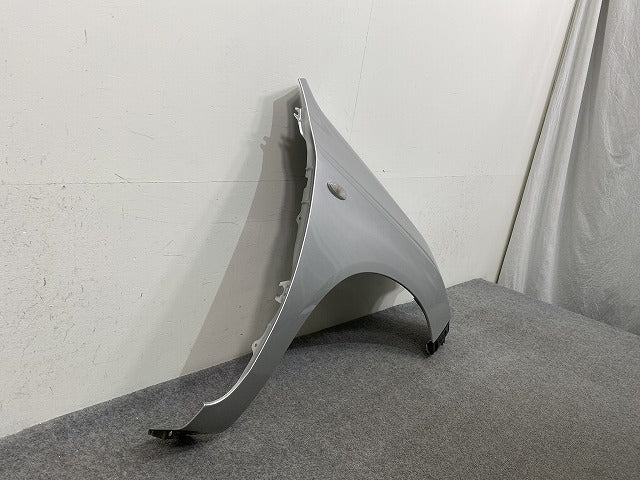 サクシード/プロBOX/プロボックス 160系/NCP160/NCP165/NSP160/NSP165 純正 右 フロント フェンダー シルバーマイカメタリック146560)