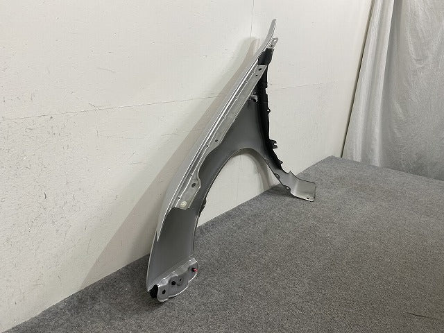 サクシード/プロBOX/プロボックス 160系/NCP160/NCP165/NSP160/NSP165 純正 右 フロント フェンダー シルバーマイカメタリック146560)
