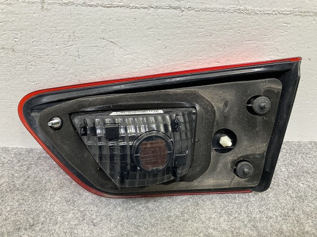 インプレッサ GT/GT2/GT3/GT6/GT7 純正 左 テールランプ/ライト/レンズ ハロゲン MOBIS FBM924-35 84912FL071 スバル(146575)