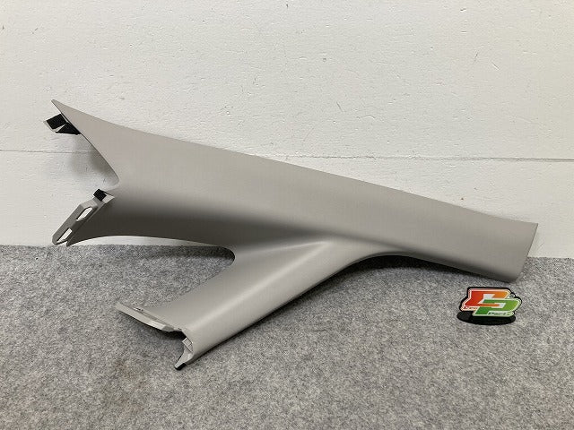 新品!バネット NV200 M20/VM20/VNM20 純正 右 Aピラーパネル 76911 JX00A 76911-JX00A  素地 日産(146579)