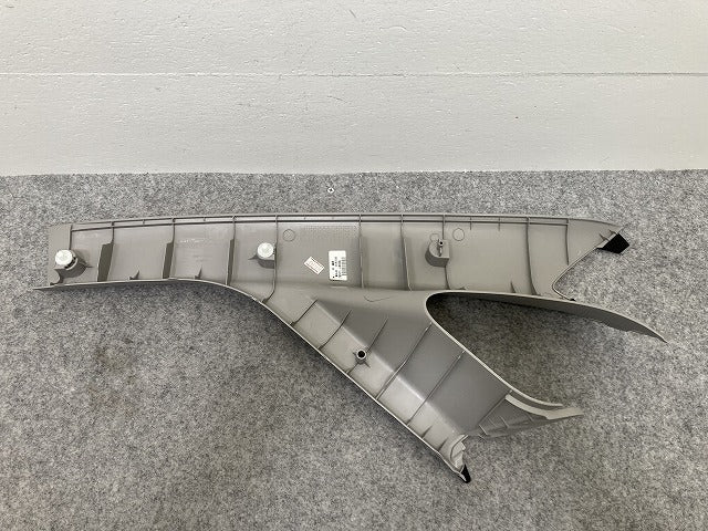 新品!バネット NV200 M20/VM20/VNM20 純正 右 Aピラーパネル 76911 JX00A 76911-JX00A  素地 日産(146579)