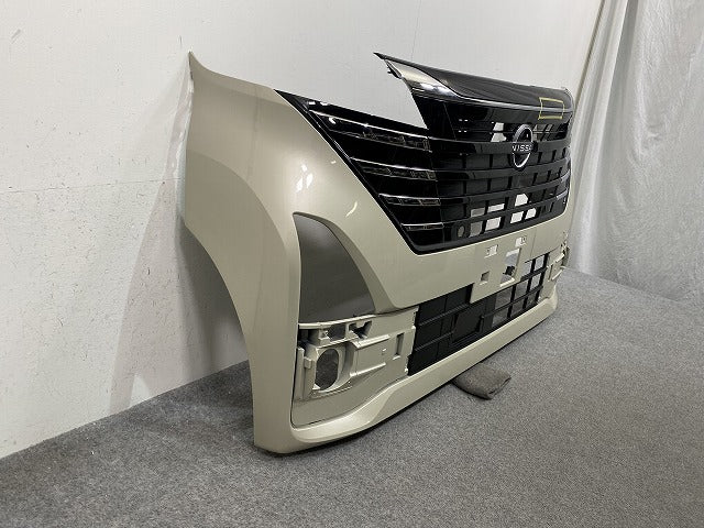ルークス ハイウェイスター B44A/B45A/B47A/B48A 純正 後期 フロント バンパー グリル付 62022 7NK-0 フローズンバニラパール HAK(146582)