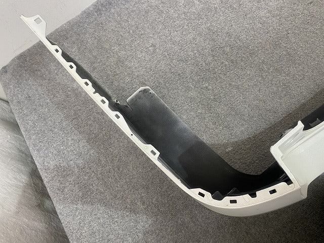 セレナ/ハイウェイスター C27/GFC27/GFNC27 e-POWER/HFC27 純正 リア バンパー 85022 5TT6H ブリリアントホワイトパール QAB 日産(146583)