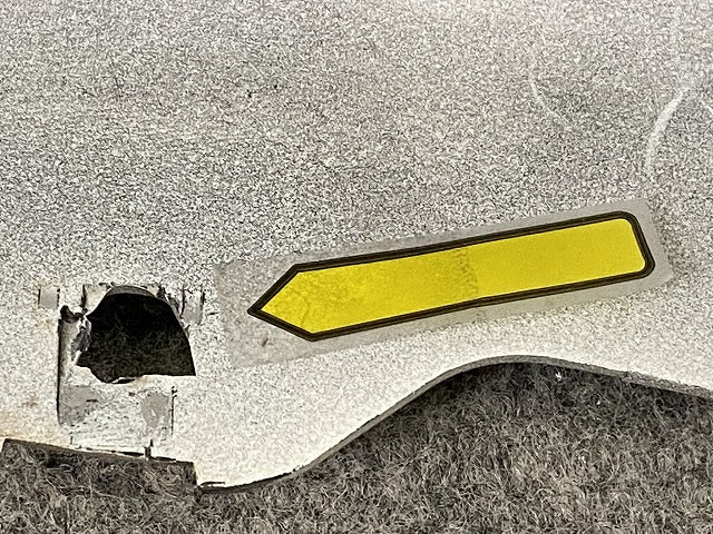 スカイライン/SKYLINE V37/YV37/HV37/HNV37/ZV37 純正 前期 フロント バンパー 62022 4HB0H クリスタルホワイトパール QAA 日産(146588)