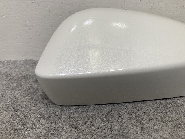 カローラ クロス G/GX/S/ZSG10/MXGA10/ZVG11/ZVG15/ZVG13/ZVG16 純正 左 ドアミラー カバー J771 プラチナホワイトパールマイカ(146589)