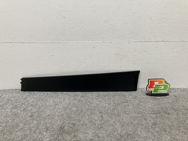 新品!レガシィ/レガシー アウトバック B14 純正 右 フロント ドア トリム 63563AJ020 素地 スバル(146596)