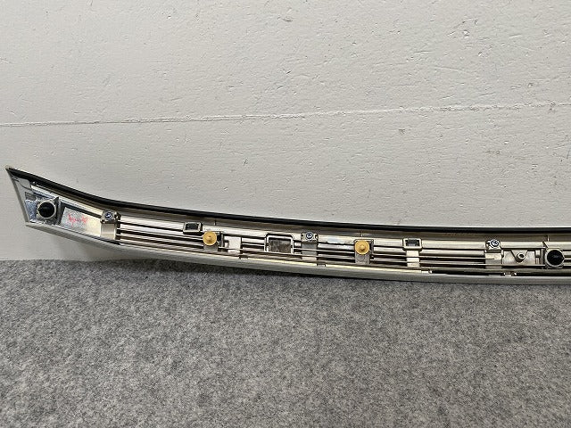 ノア NOAH 80系/ZRR80G/ZRR85G/ZRR80W/ZRR85W/ZWR80W/80G 純正 フロント ボンネットモール/フードモール 75770-28170/75772-2801(146609)