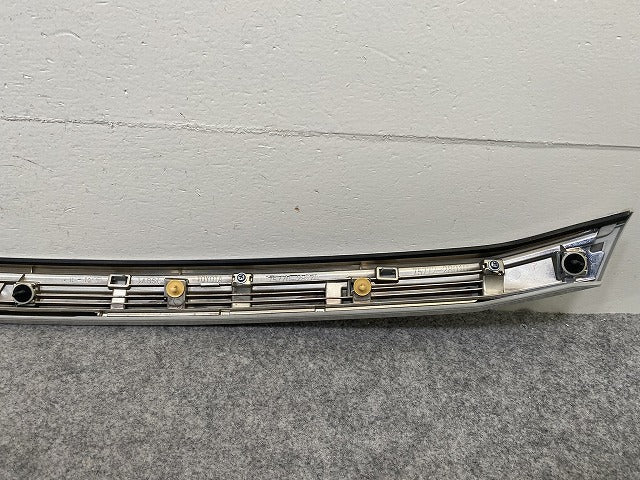 ノア NOAH 80系/ZRR80G/ZRR85G/ZRR80W/ZRR85W/ZWR80W/80G 純正 フロント ボンネットモール/フードモール 75770-28170/75772-2801(146609)